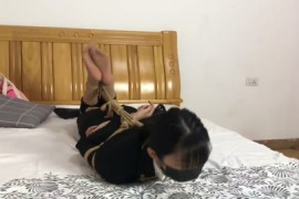 红豆女律师裤里丝 为了不让她出庭 干脆让她驷马 简单粗暴的商战