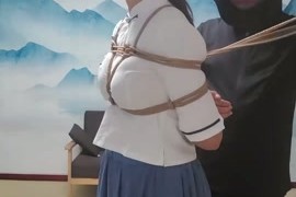 向女生献花（上）