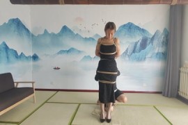 文文的驷马挣扎 初来乍到，体验绳艺，直接整个驷马，让她适应一下