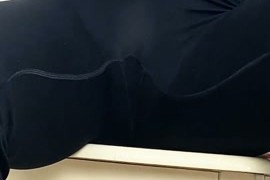 被操控的女教师 02 强高、瑜伽裤、快乐蛋、失禁