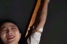 佳佳垫脚尖走绳 股绳拉扯 极限固定叉架强制不停歇