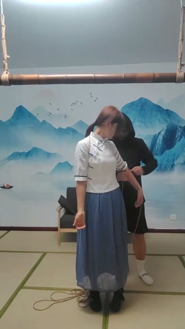 向女生献花（上） 第1张