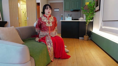 微剧情 素人改造伪娘十九期 待嫁的秀禾新娘，过了今天晚上就要出嫁的秀禾新娘找女绳师体验绳缚TK玩弄，... 第1张