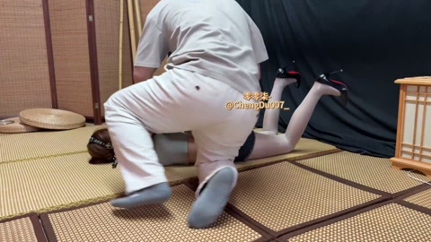 07年水嫩舞蹈生欧式鸡翅驷马挣扎TK 第1张
