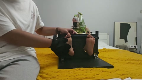 cos小草神纳西妲的挠痒体验 第1张