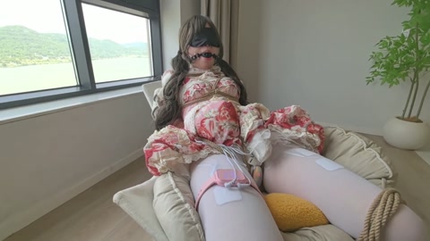 ◤暴走的小萝莉◢前方高能，建议降低音量，诱骗洛丽塔小姐姐，迷晕捆绑，电击✙波波贝调到小妹跪地求饶主动... 第2张