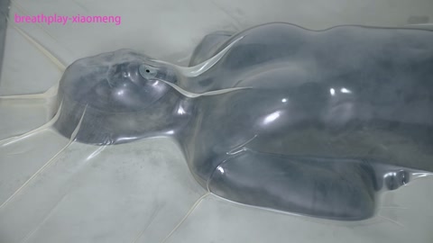 超紧真空床空肺窒息玩弄！泳帽，呼吸袋，乳胶贴脸横膈膜抽搐 第2张