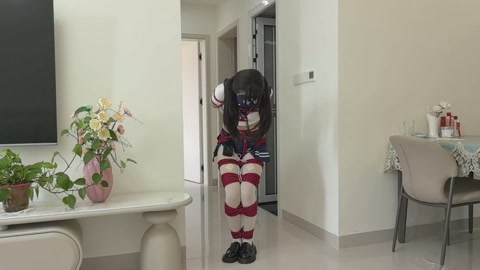 连体肉丝JK+白丝 原来电击器真的能让人抽筋抽搐啊 蛇缚小高手 花式股绳全程电击挣扎 驷马+电击挣扎... 第2张