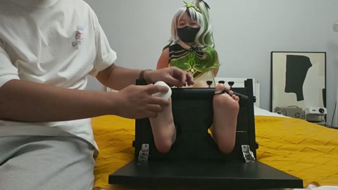 cos小草神纳西妲的挠痒体验 第2张
