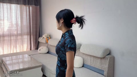 【讨厌的小邻居】小骨 平日里大喊大叫的小骨听歌跳舞没有节制 影响到了旁边邻居 便直接将小骨绑了起来 第3张