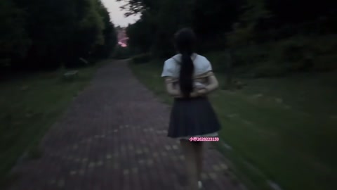一次户外公园的捆绑 全程玩具 几近崩溃 第3张