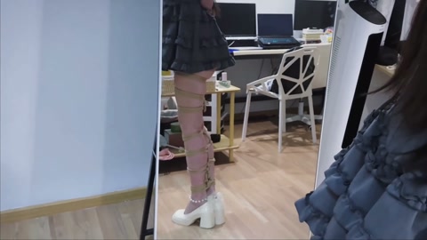 困困三十六弹，小礼服的蛇缚挣扎 第3张