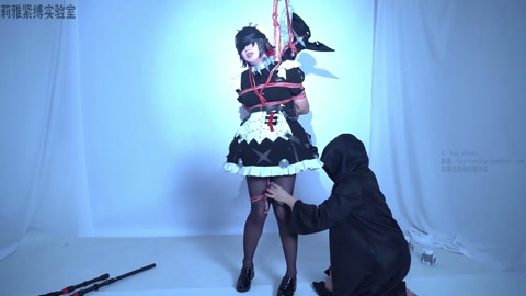 圆鲨鲨可爱捏~鲨鱼被人拿捏就应该吊起来  绳匠的委托 cosplay黑丝紧缚啵啵贝吊缚蒙眼胶带封嘴 第3张