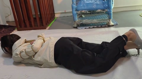 小月五花捆绑，脚镣，斩首游戏 第3张