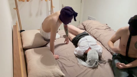 服务员的痛苦遭遇 第3张