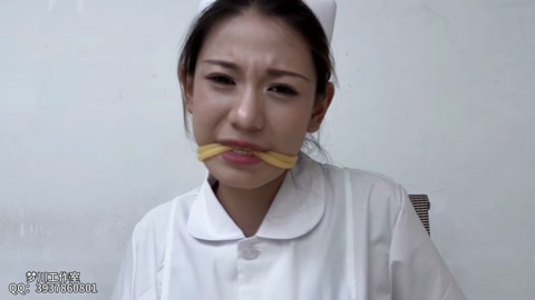 特定服装道具的演绎展示 第3张
