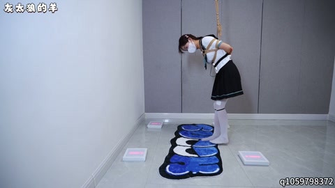 美女挑战灯板游戏通关，每每失误就会被郊狼高强度电击，最终被惩罚跪缚，用各种道具挠痒痒【扎带➕灯板游戏... 第3张