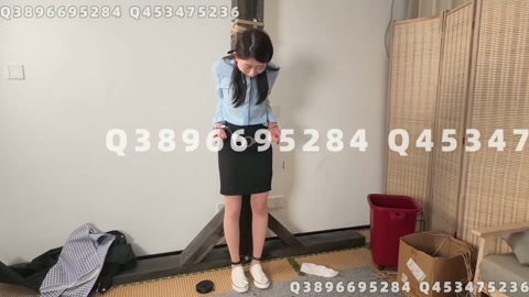 花花p6 吊缚姿势展示 金属柱固定 第3张