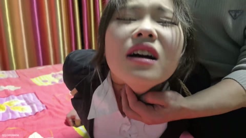潜入失败的小秘书 第4张