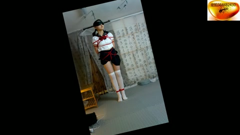 美丽清纯少女假期体验—糖果版（上部）19岁少女糖果首秀紧缚、股绳勒阴吊+垫脚尖打转+四马悬空吊+口球... 第4张