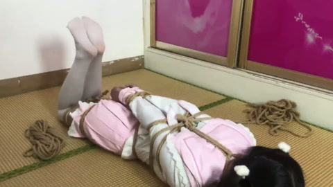 荷露 甜妹搜查官的潜入训练（上）超紧直臂驷马白丝双马尾捆绑忍耐 结果被判不合格 第4张