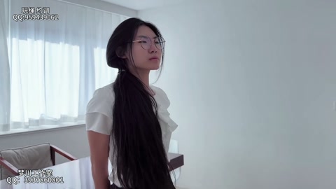 嫩妹风波~小九 雯雯 长腿性感黑丝 两人被胶带扎带束缚 胶带封嘴 蒙眼 第5张