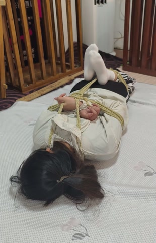小月后手观音，驷马放置，挣扎逃脱游戏，剧情简单 第5张