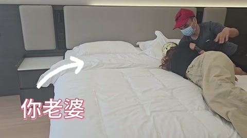 感谢寄过来的女朋友，她是第一次被调教，还挺配合的，第一次就能上道具，没准是个真M 第5张