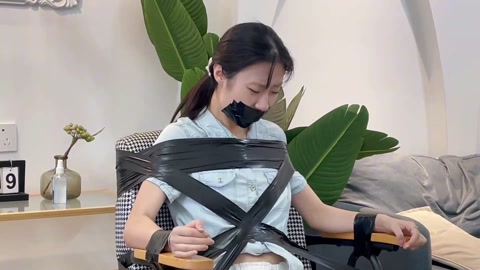 新模小晶胶带捆绑+封嘴初体验 第5张