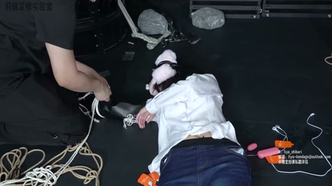 独居少女的劫难（三） 微剧情口球SP蛋蛋电击器紧缚吊缚黑丝靴子 第5张