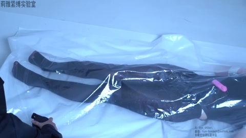到货的新玩具 cosplay黑丝滴蜡真空袋冰恋紧缚电击 第6张