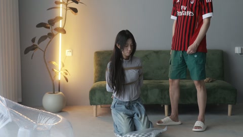 女贼偷盗被抓 第6张