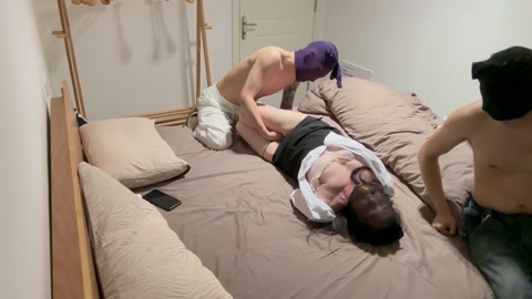 服务员的痛苦遭遇 第6张