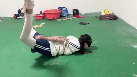 学生妹的痛苦直臂紧缚调教 第7张