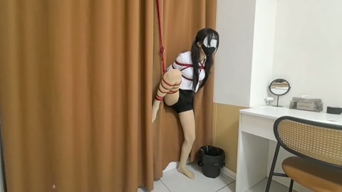 职业装 油亮连身丝 入体小药丸 马具开口器 胶带封嘴 单腿吊缚 蛇缚乳胶头套ZX 让罐罐边GC边挣扎 第7张