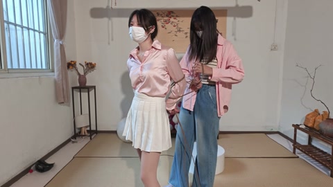 菜鸟缚手的胡乱捆绑 小怡和九九的互动 第7张