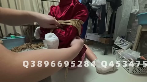 侧面视角 v型 上二下三后手缚做法 第8张