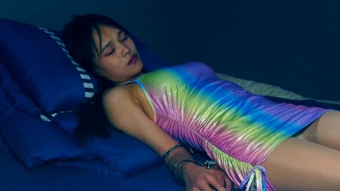 秘密押送（第三集）两个女毒贩被押赴刑场执行枪决由于出现重大发现一名女毒贩被叫停执行押回监牢重新审讯 第8张
