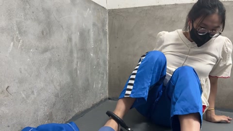陷落的空姐 第8张