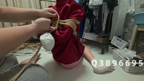 侧面视角 v型 上二下三后手缚做法 第9张