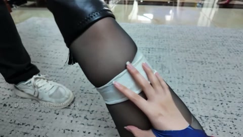 南清 女超人被宇宙猎人击败俘获直播羞辱 第9张
