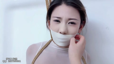 尤物收藏夹·梦美礼品店·灵儿菜菜努力新娘【神颜新娘】【玉足玩弄】【连体丝袜】【内内套头】 第9张