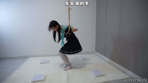 清纯少女被高频次电击，灯板连接郊狼，间歇性增加游戏难度，柠柠被电的站立不稳，腿脚发软，全程呻吟！ 第9张