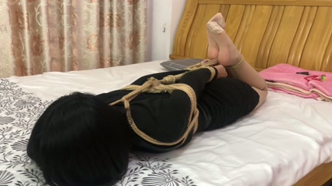 红豆女侠入室贼（二）小贼再次入室 暴揍之后 决心挑战直臂驷马解缚 却把自己坑了 第9张