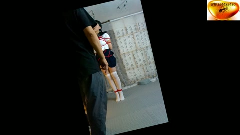 美丽清纯少女假期体验—糖果版（上部）19岁少女糖果首秀紧缚、股绳勒阴吊+垫脚尖打转+四马悬空吊+口球... 第9张