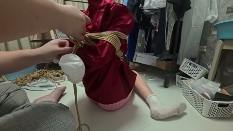 侧面视角 v型 上二下三后手缚做法 第10张