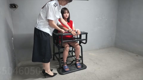 新模特晓晓面试试镜剧 本视频是新人模特晓晓面试试镜拍摄。 剧情：王闵做为一名法律系大学生，毕业后又在... 第10张