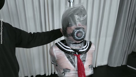 白丝连裤袜透明水手服｜铁铐+钢管刑架拘束｜坐入式马鞍炮机｜电击贴片+乳夹｜开口环+塑料袋呼控｜绝对重... 第10张