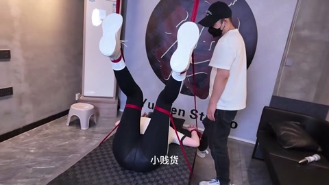 小涵和她的变态体育老师（第二集） 紧身运动装 小白袜 恋足系列 捆绑强制玩弄 强高羞辱TK 第11张