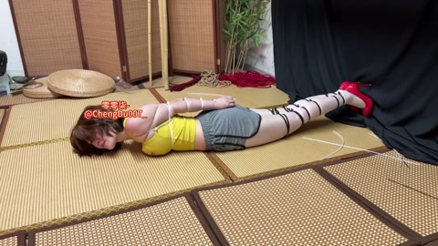 扎带欧式紧缚水嫩舞蹈生 第11张